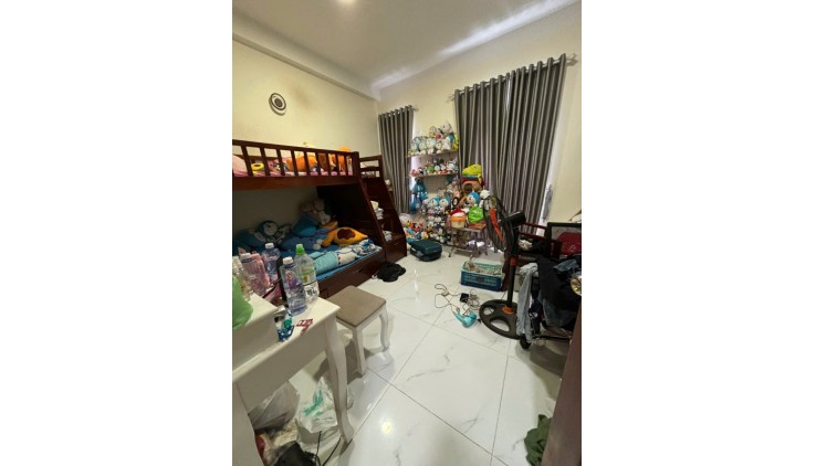 Ngộp khu Thiên Phước - 64m2  - HXH ngủ trong nhà - 2 tầng
